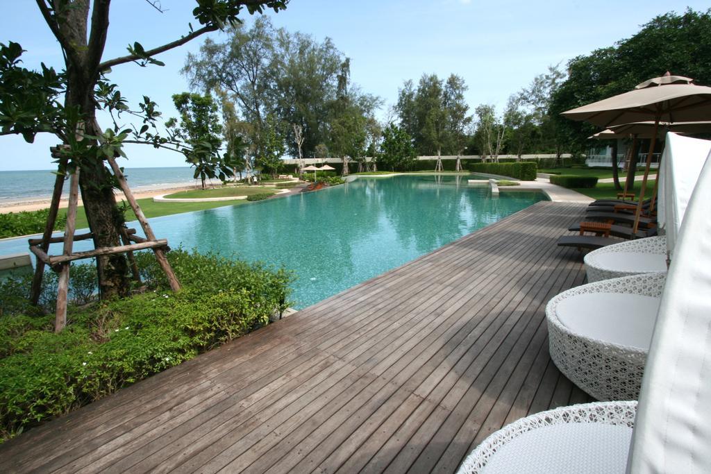 Luxury Beachfront Condo Χουά Χιν Εξωτερικό φωτογραφία